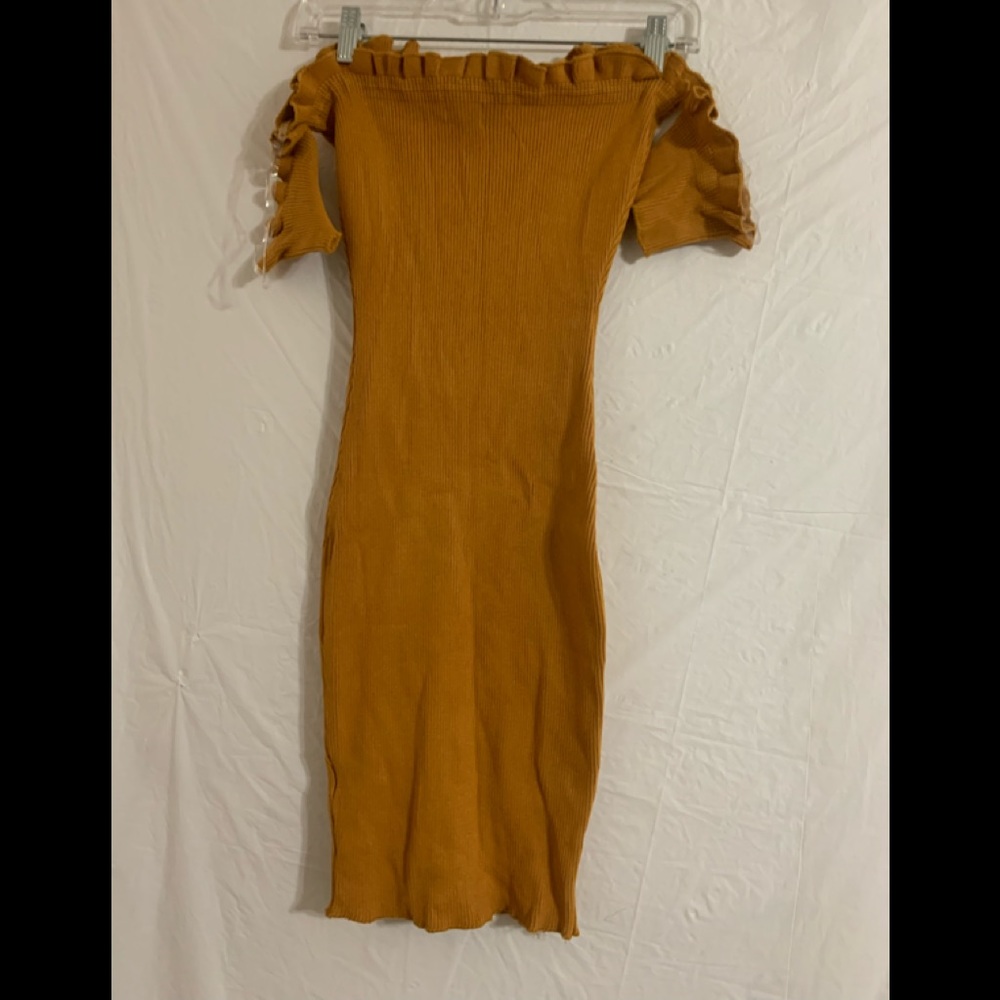 MUSTARD OFF SHOULDER SEXY DRESS - Picture 4 of 4